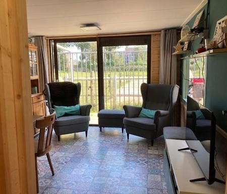 Aan De Dijk Hotel Dordrecht Kültér fotó
