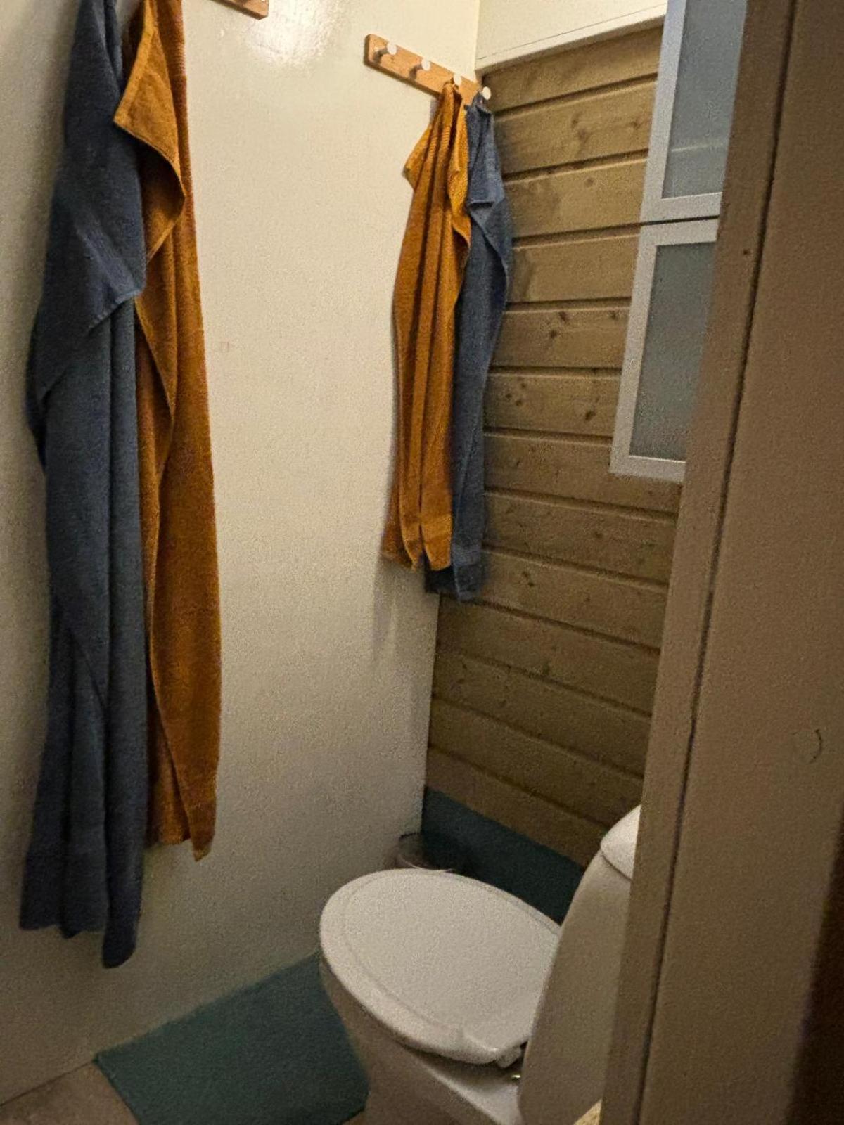 Aan De Dijk Hotel Dordrecht Kültér fotó